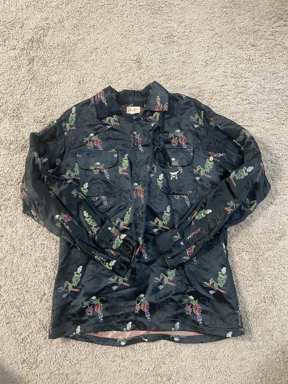 Pacific Shirt Womens Large Black Satin Embroidered Novelty Button Front Top